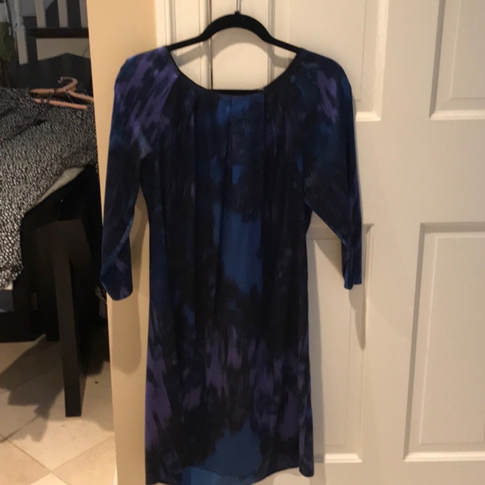 Elie Tahari Luxurious Silk Dress